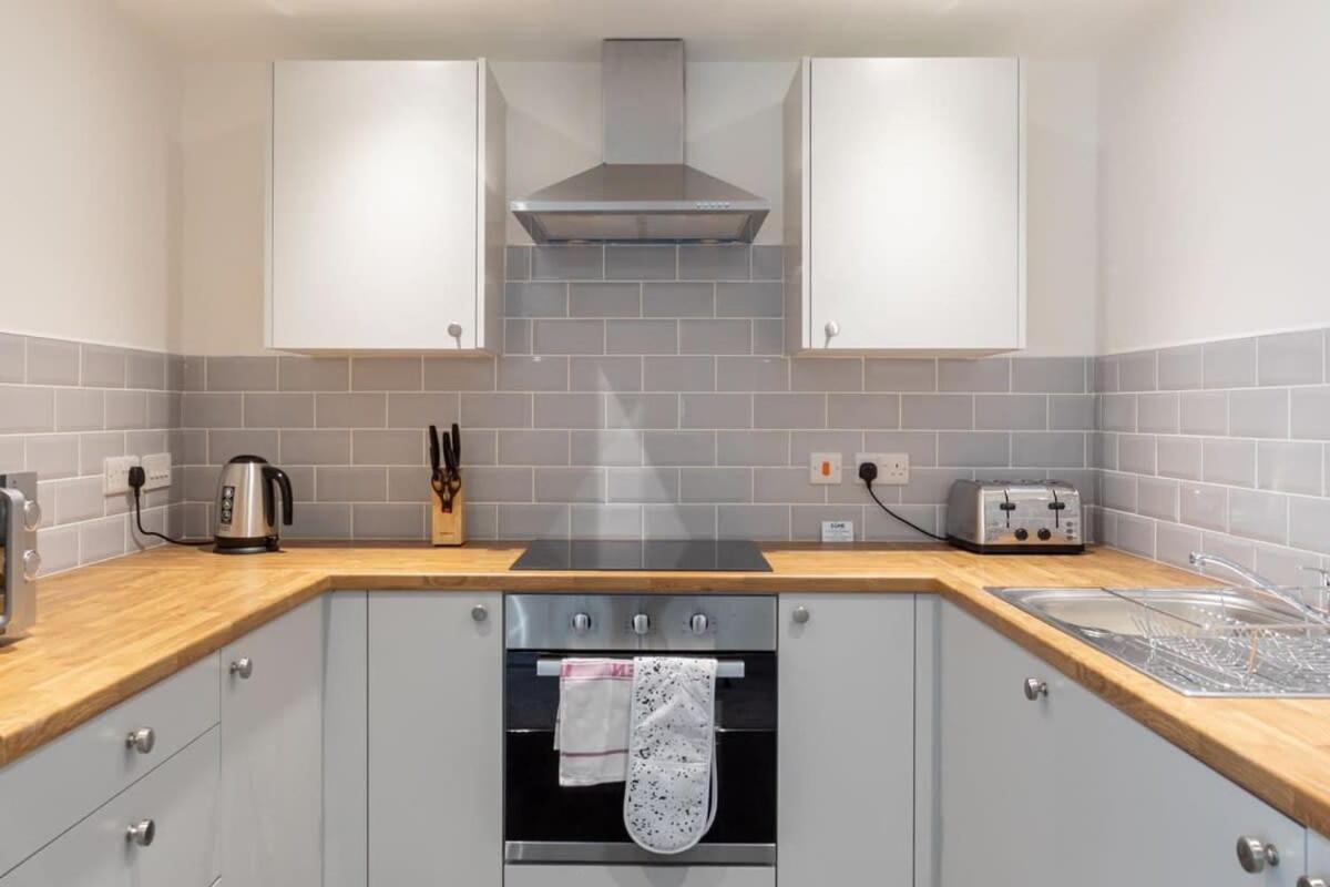 Charming 1 Bedroom Apartment In Leeds リーズ エクステリア 写真
